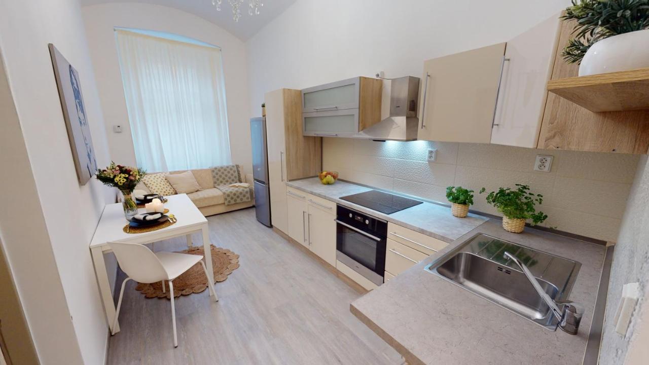 Viaducto De Karlin - Aparment Apartman Prága Kültér fotó